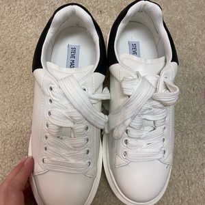 Steve Madden sneakers
